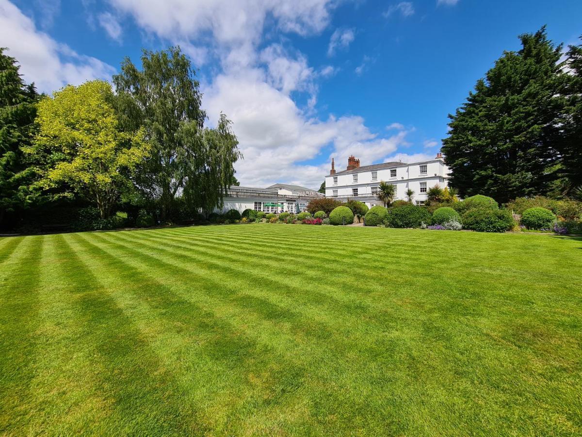 Rowton Hall Hotel And Spa Chester Dış mekan fotoğraf