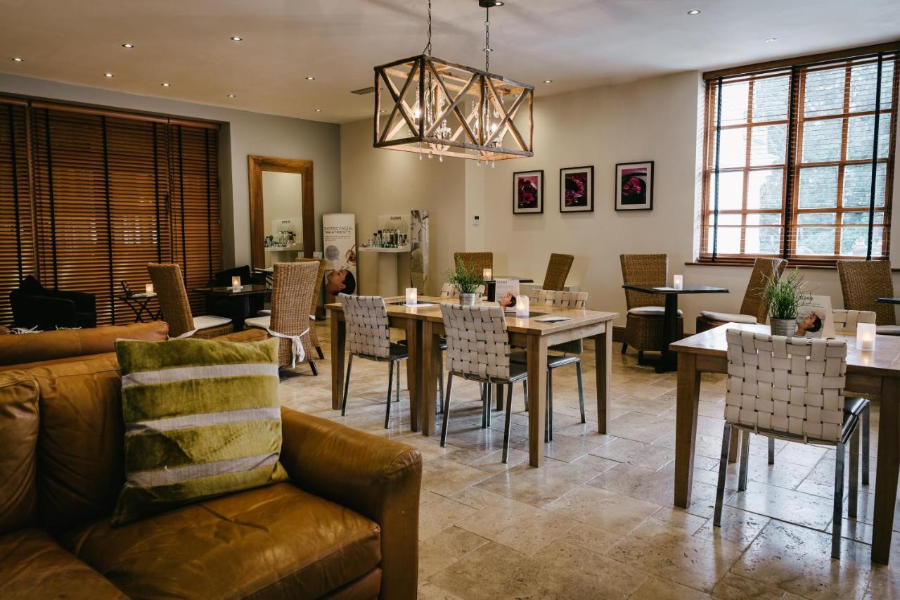 Rowton Hall Hotel And Spa Chester Dış mekan fotoğraf
