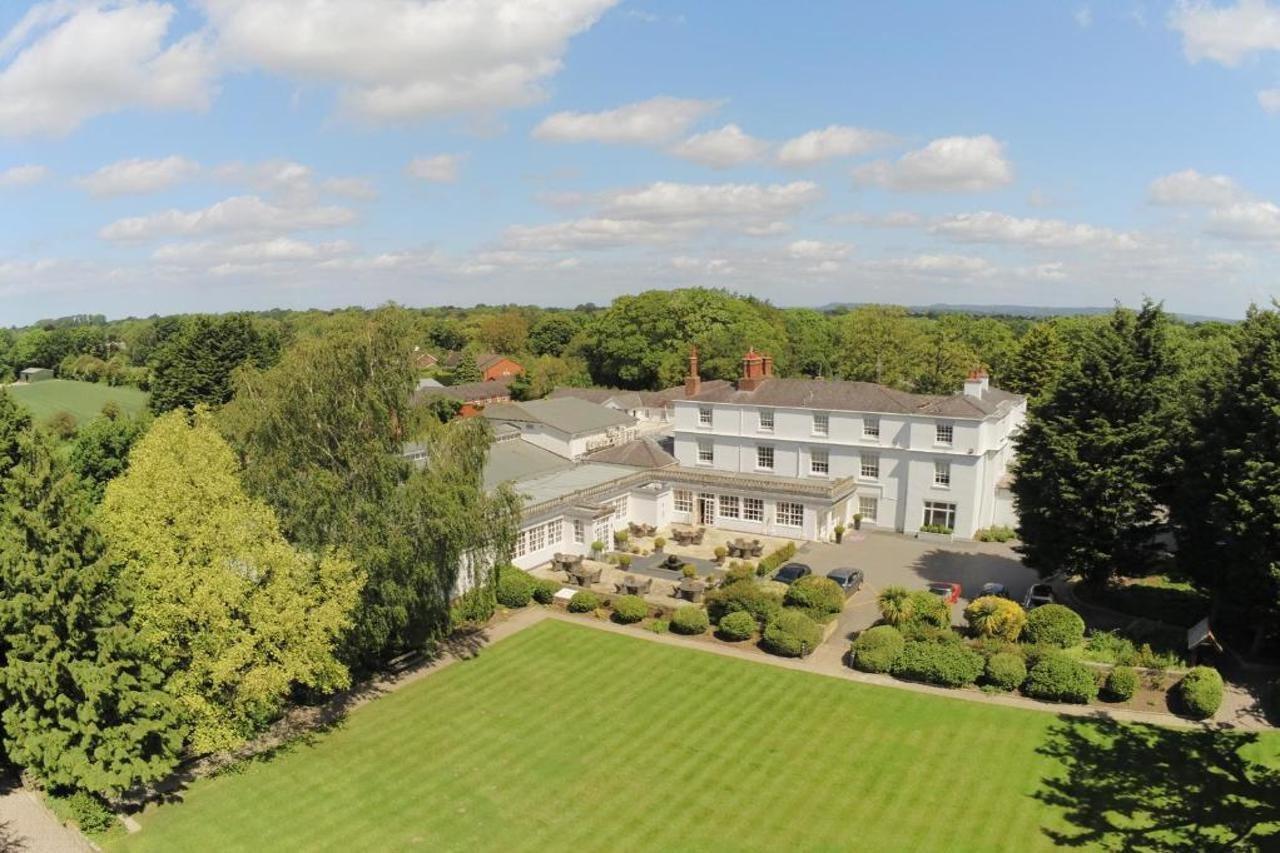 Rowton Hall Hotel And Spa Chester Dış mekan fotoğraf
