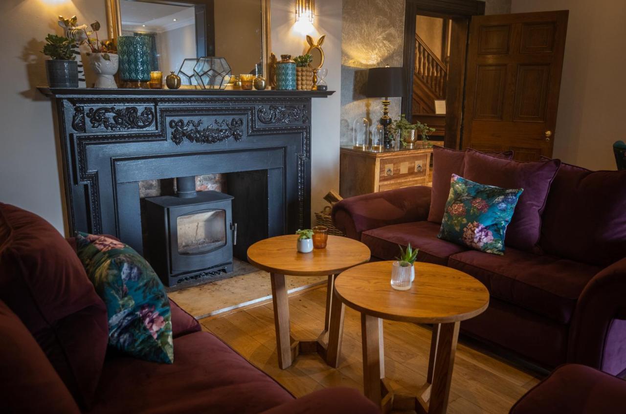 Rowton Hall Hotel And Spa Chester Dış mekan fotoğraf