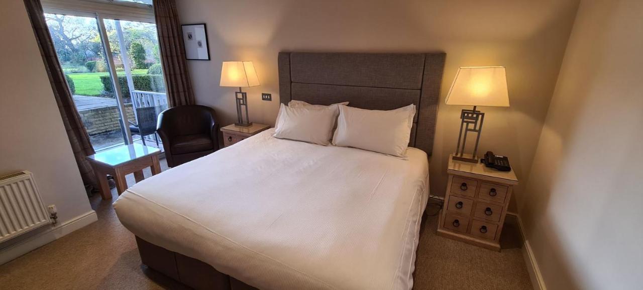 Rowton Hall Hotel And Spa Chester Dış mekan fotoğraf