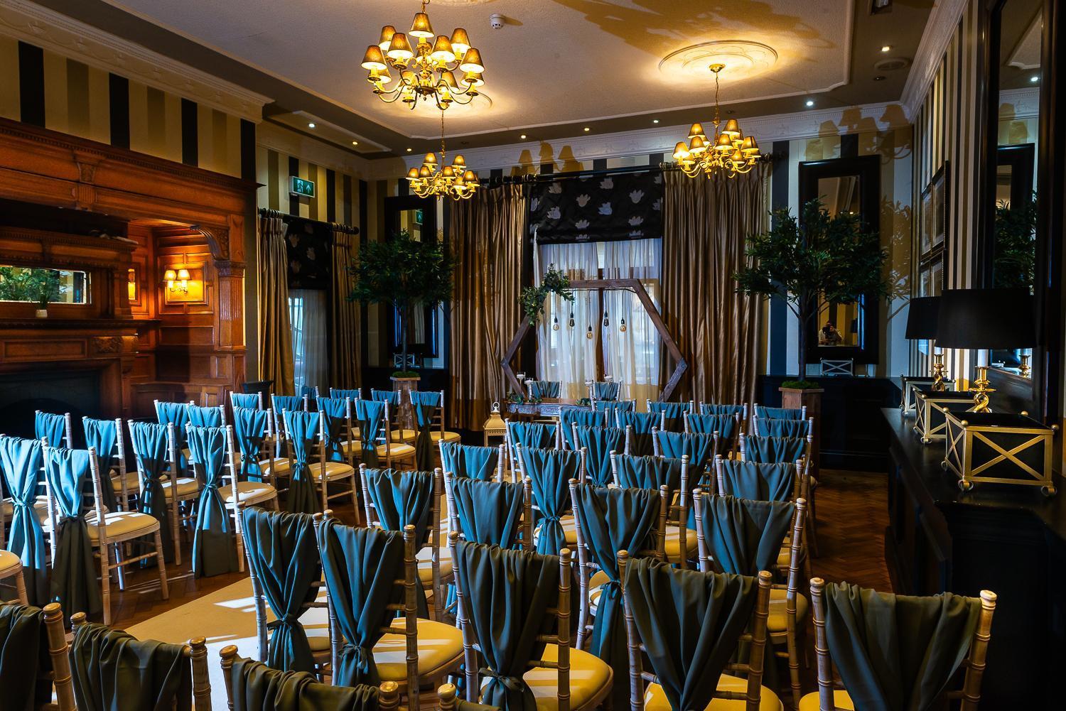 Rowton Hall Hotel And Spa Chester Dış mekan fotoğraf