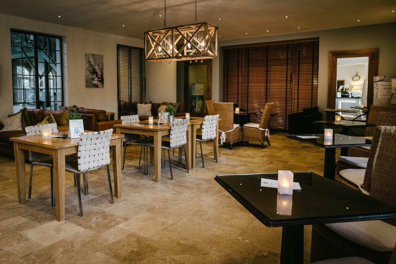 Rowton Hall Hotel And Spa Chester Dış mekan fotoğraf