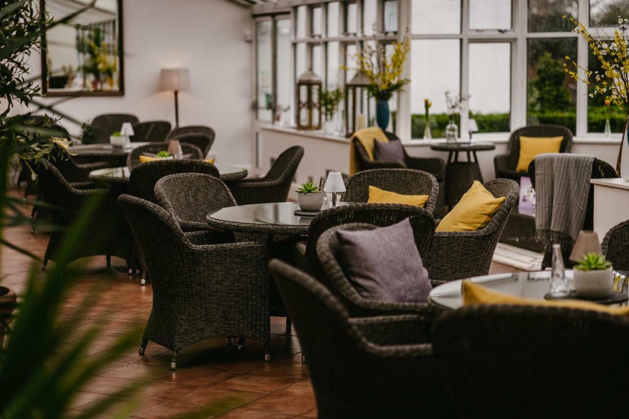 Rowton Hall Hotel And Spa Chester Dış mekan fotoğraf